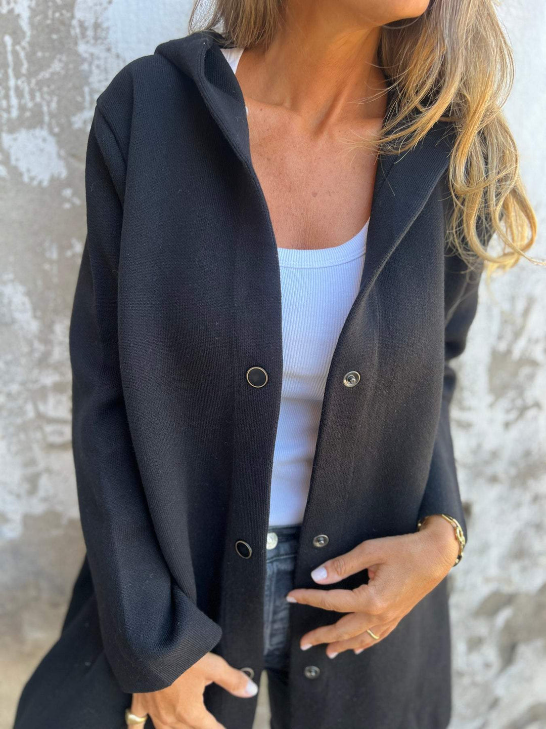 Agneta™ | Bekväm enkelknäppt blazer med huva